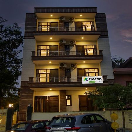 Treebo Swastika Premium Hotel Noida Eksteriør billede